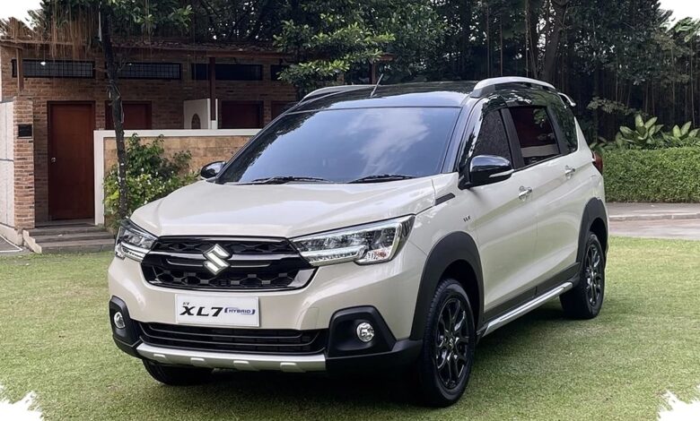 Suzuki XL7 Hybrid dan Bensin Mulai Dikirim, 26 Konsumen Terima Unit Perdana