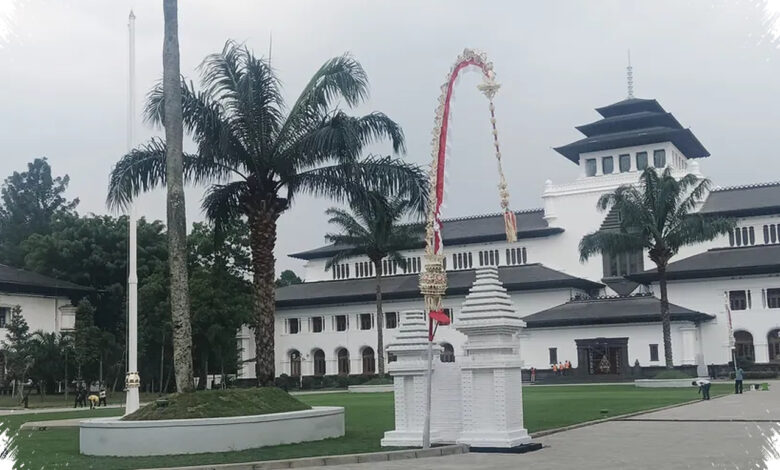 Bukan Lagi Hotel di Latar Bendera, Upacara Kemerdekaan Jabar Pindah ke Gedung Sate