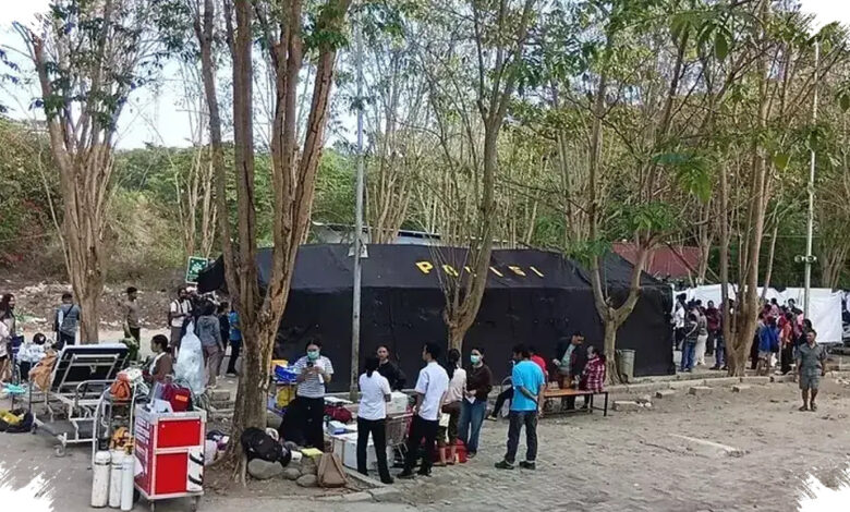 Gempa M 7,7 Putus Akses dan Rusak Hotel, Evakuasi Pulau Padar Terus Berjalan