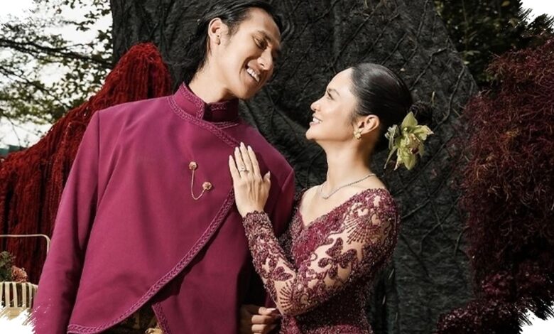 Foto Rina Dinar di Kursi Kosong Warnai Acara Lamaran Hana Malasan