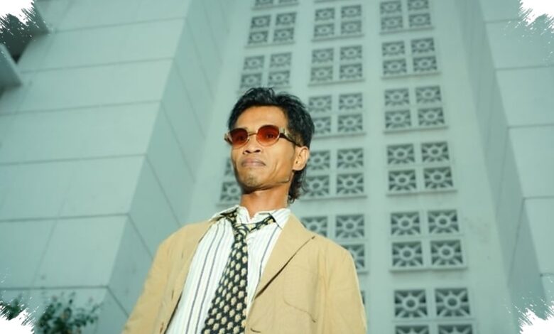 Bukan Reggae Biasa, Ingin Setia Jadi Langkah Awal Aziz Padurasta dengan Vokal Rock