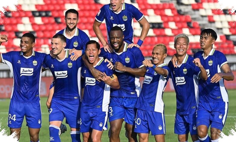 Persib Pilih Bali demi Skuad Lebih Siap, Lapangan Bagus Jadi Kunci Tolic