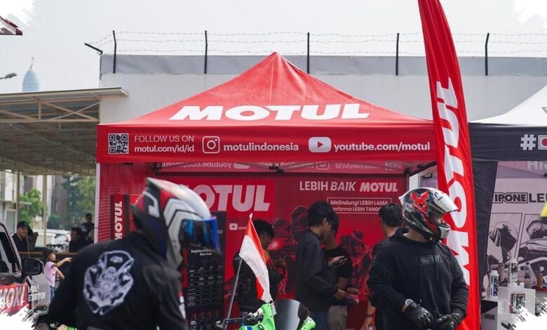 Saat Motor, Fotografi dan Gaya Hidup Bertemu, Motul Siapkan Uji Oli Kawasaki