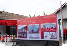 Tiga Bulan Gotong Royong Ubah Rumah Nonpermanen Kroniah Menjadi Hunian Sehat