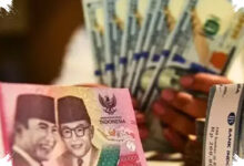 Beban Dolar Menguat di Tengah Utang Naik, Rupiah Melemah 64 Poin