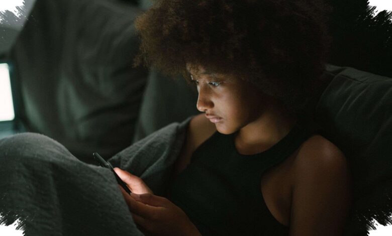 5 Dampak Scrolling saat Tertekan, Mood Bisa Makin Sulit Pulih