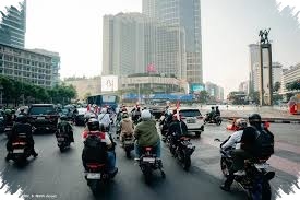 Arus Thamrin Baru Pulih Menjelang Pagi Setelah Konvoi Motor Diurai Polisi