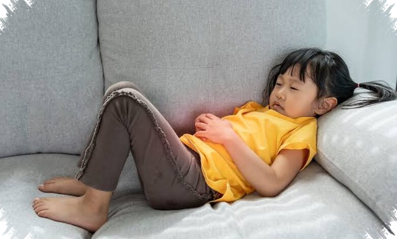 Berat Badan Bayi Tak Bertambah Saat Sering Gumoh, Kapan Orangtua Harus Waspada?