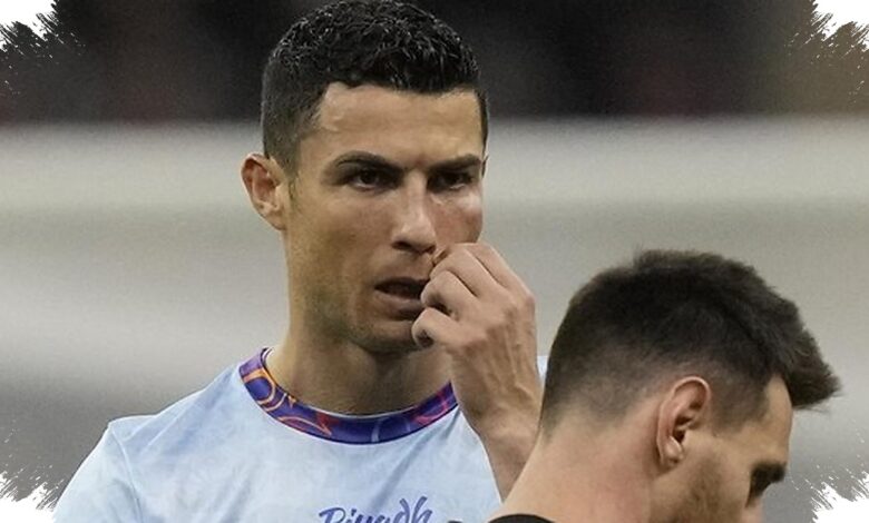 Duka Kehilangan Ayah Membuat Ronaldo Kirim Pelukan untuk Messi di Instagram