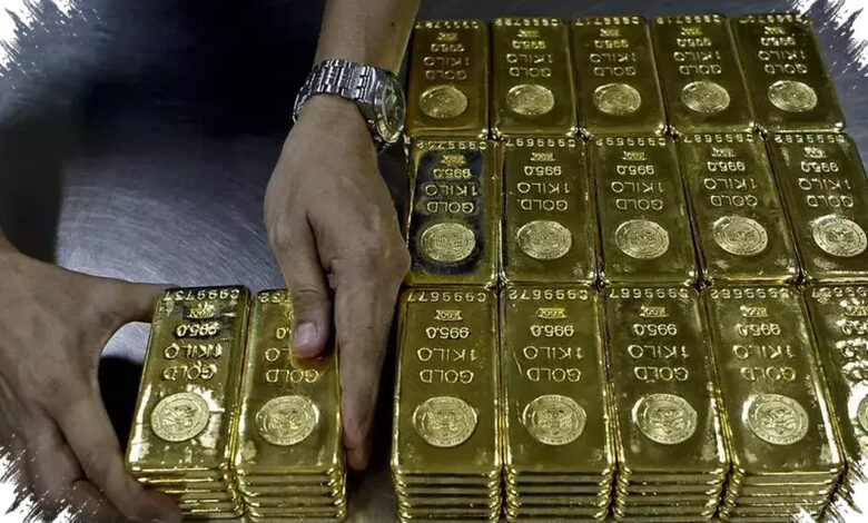 Ekspektasi Suku Bunga Menguat, Emas Spot Anjlok ke US$ 4.047 per Ons