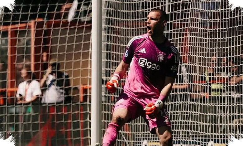 Gol Menit Akhir Shelbourne Tak Menggoyahkan Ajax, Paes Lanjut ke Playoff