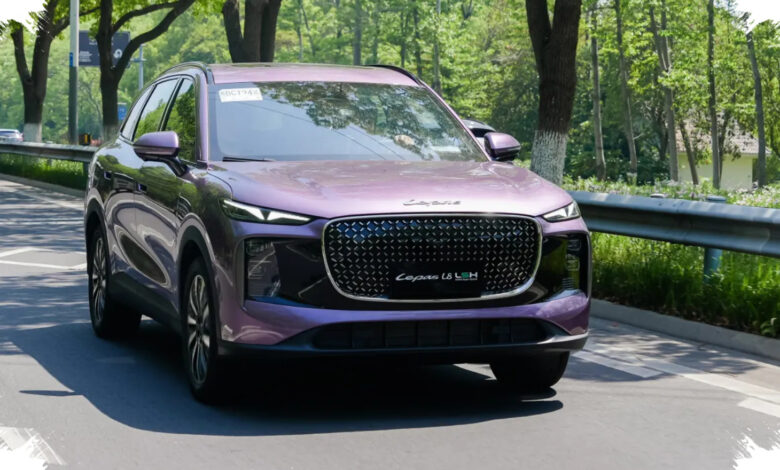 Lepas L8 Masuk Segmen SUV PHEV dengan Kabin Lega dan Harga Tetap Rp 589 Juta