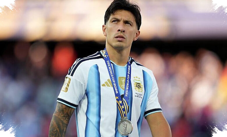 Martinez Bantah Argentina Tak Hormati Spanyol saat Pengangkatan Trofi