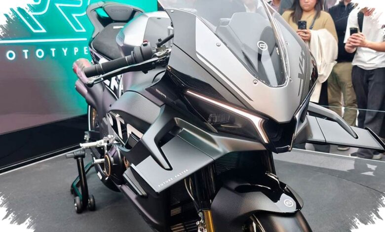 Nama Ferrari Melekat pada CFMoto V4 SR-RR, Namun Rancangannya Belum Terungkap
