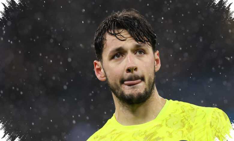 Newcastle dan Leeds Memantau James Trafford, Peluang Keluar dari City Terbuka