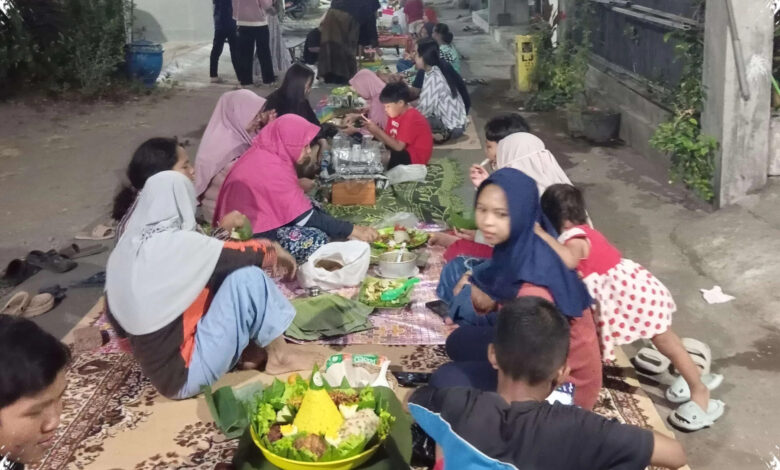 Saat Para Pahlawan Telah Tiada, Ini Tanggung Jawab yang Diingatkan Malam Tirakatan